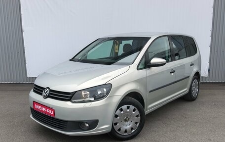 Volkswagen Touran III, 2010 год, 820 000 рублей, 1 фотография