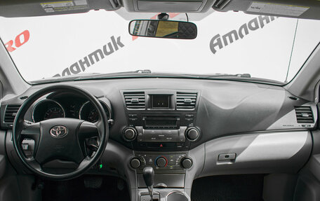 Toyota Highlander III, 2007 год, 1 680 000 рублей, 10 фотография
