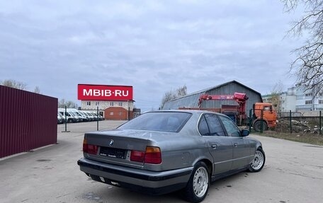 BMW 5 серия, 1991 год, 320 000 рублей, 3 фотография