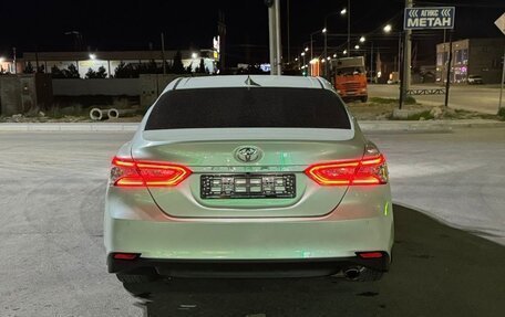 Toyota Camry, 2021 год, 2 890 000 рублей, 4 фотография