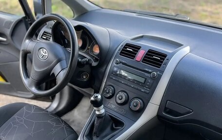 Toyota Auris II, 2009 год, 710 000 рублей, 10 фотография