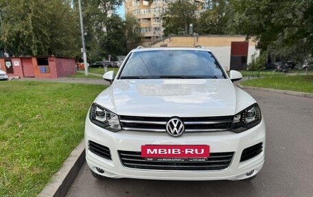 Volkswagen Touareg III, 2013 год, 2 900 000 рублей, 2 фотография
