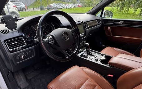 Volkswagen Touareg III, 2013 год, 2 900 000 рублей, 11 фотография