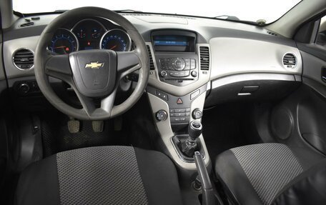 Chevrolet Cruze II, 2012 год, 629 900 рублей, 6 фотография