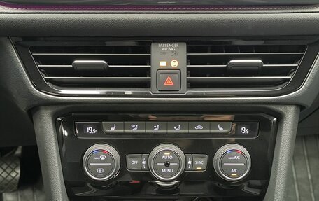 Volkswagen Taos, 2021 год, 2 748 000 рублей, 10 фотография
