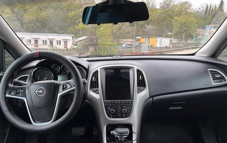 Opel Astra J, 2011 год, 725 000 рублей, 9 фотография