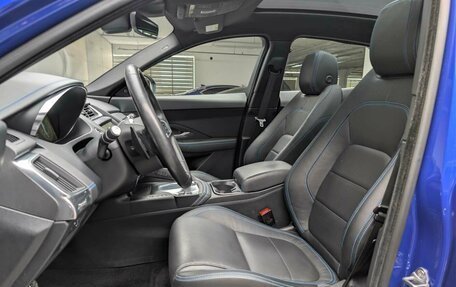Jaguar E-Pace, 2018 год, 3 097 000 рублей, 8 фотография