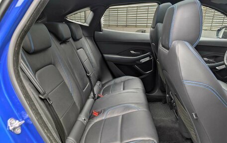 Jaguar E-Pace, 2018 год, 3 097 000 рублей, 11 фотография