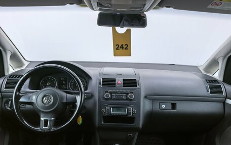 Volkswagen Touran III, 2010 год, 820 000 рублей, 10 фотография