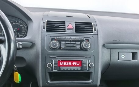 Volkswagen Touran III, 2010 год, 820 000 рублей, 13 фотография
