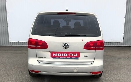 Volkswagen Touran III, 2010 год, 820 000 рублей, 6 фотография