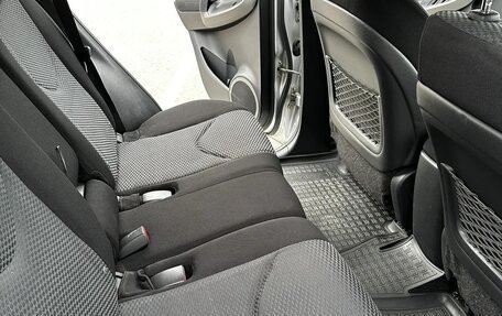 Toyota RAV4, 2011 год, 1 190 000 рублей, 21 фотография