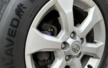 Toyota RAV4, 2011 год, 1 190 000 рублей, 25 фотография