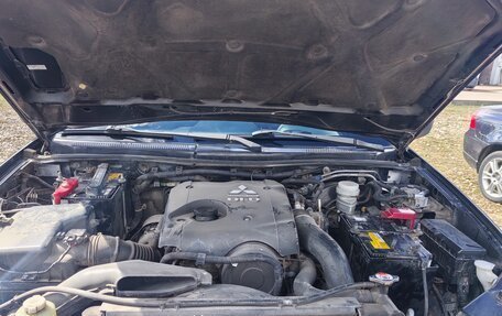 Mitsubishi Pajero Sport II рестайлинг, 2012 год, 1 475 000 рублей, 16 фотография