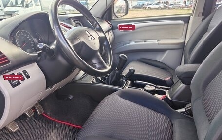 Mitsubishi Pajero Sport II рестайлинг, 2012 год, 1 475 000 рублей, 12 фотография