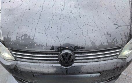 Volkswagen Polo VI (EU Market), 2012 год, 800 000 рублей, 2 фотография
