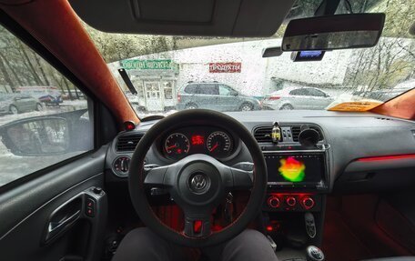 Volkswagen Polo VI (EU Market), 2012 год, 800 000 рублей, 22 фотография