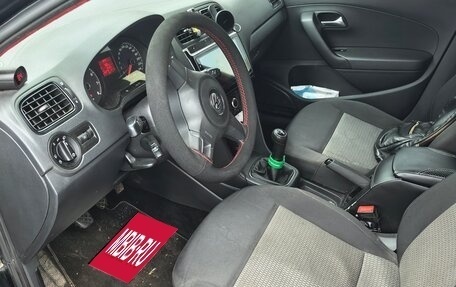 Volkswagen Polo VI (EU Market), 2012 год, 800 000 рублей, 19 фотография
