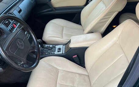Mercedes-Benz E-Класс, 1998 год, 300 000 рублей, 8 фотография