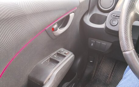 Honda Fit III, 2009 год, 720 000 рублей, 4 фотография