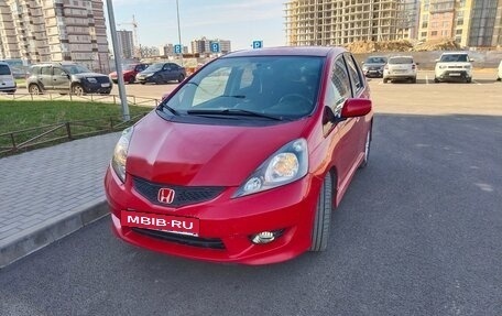 Honda Fit III, 2009 год, 720 000 рублей, 2 фотография