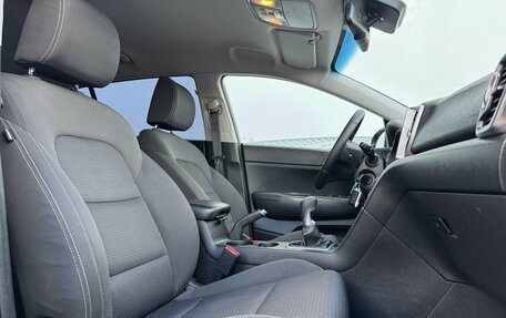 KIA Sportage IV рестайлинг, 2018 год, 2 140 000 рублей, 16 фотография
