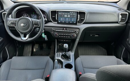 KIA Sportage IV рестайлинг, 2018 год, 2 140 000 рублей, 12 фотография
