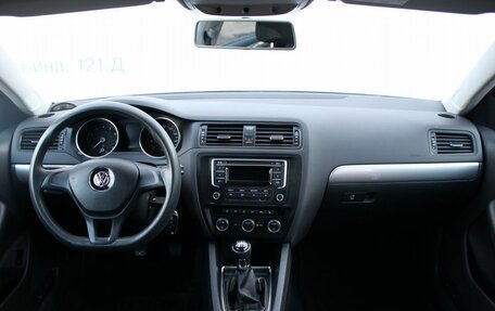 Volkswagen Jetta VI, 2015 год, 1 089 000 рублей, 7 фотография