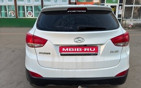 Hyundai ix35 I рестайлинг, 2011 год, 700 000 рублей, 2 фотография