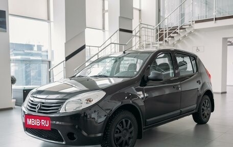Renault Sandero I, 2011 год, 450 000 рублей, 1 фотография