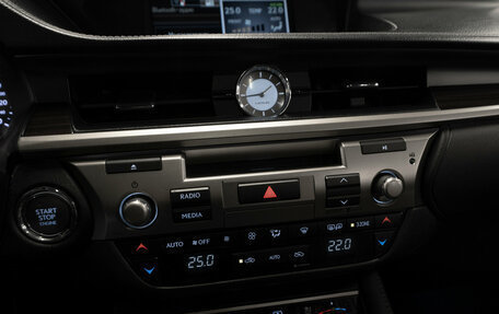 Lexus ES VII, 2016 год, 2 580 000 рублей, 19 фотография