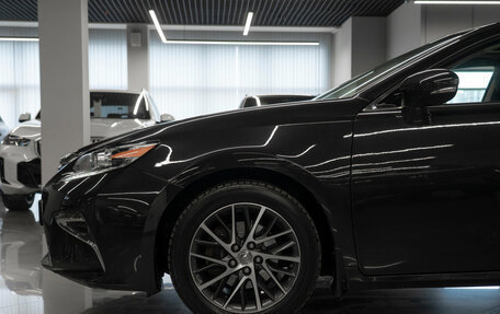Lexus ES VII, 2016 год, 2 580 000 рублей, 28 фотография