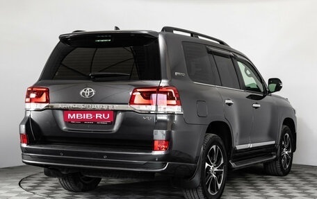 Toyota Land Cruiser 200, 2020 год, 10 800 000 рублей, 6 фотография