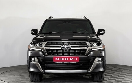 Toyota Land Cruiser 200, 2020 год, 10 800 000 рублей, 3 фотография