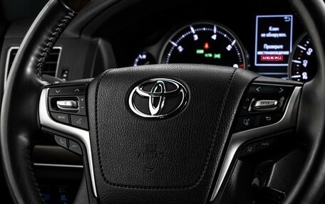 Toyota Land Cruiser 200, 2020 год, 10 800 000 рублей, 13 фотография
