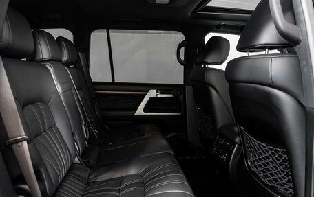 Toyota Land Cruiser 200, 2020 год, 10 800 000 рублей, 28 фотография