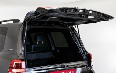 Toyota Land Cruiser 200, 2020 год, 10 800 000 рублей, 36 фотография