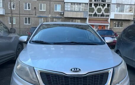 KIA Rio III рестайлинг, 2011 год, 400 000 рублей, 1 фотография