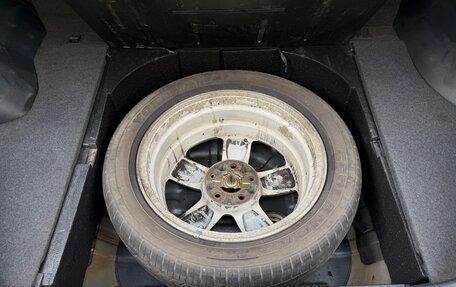 Mitsubishi Outlander III рестайлинг 3, 2006 год, 750 000 рублей, 18 фотография