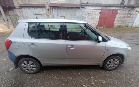 Skoda Fabia II, 2011 год, 500 000 рублей, 2 фотография