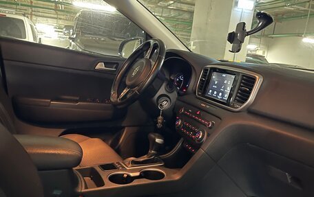 KIA Sportage IV рестайлинг, 2018 год, 2 200 000 рублей, 6 фотография