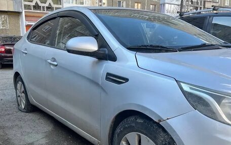 KIA Rio III рестайлинг, 2011 год, 400 000 рублей, 4 фотография