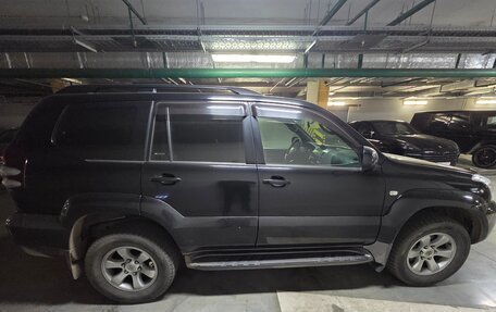 Toyota Land Cruiser Prado 120 рестайлинг, 2004 год, 2 200 000 рублей, 5 фотография