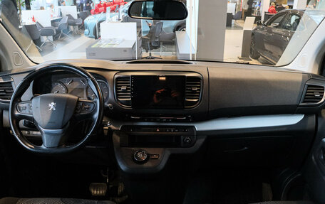Peugeot Traveller I, 2021 год, 3 550 000 рублей, 12 фотография