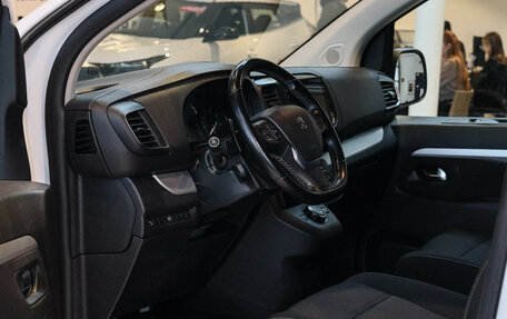 Peugeot Traveller I, 2021 год, 3 550 000 рублей, 15 фотография