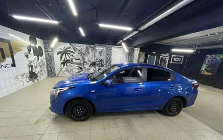 KIA Rio IV, 2021 год, 1 349 000 рублей, 4 фотография