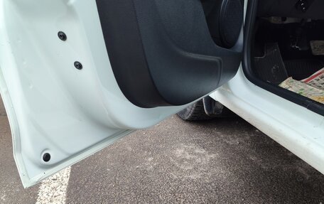 Renault Logan II, 2020 год, 930 000 рублей, 17 фотография