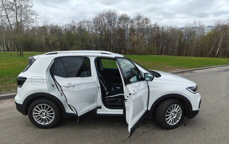 Volkswagen T-Cross I, 2021 год, 1 680 000 рублей, 10 фотография