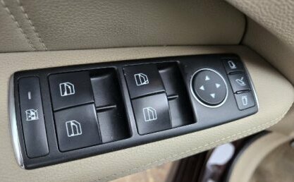 Mercedes-Benz E-Класс, 2011 год, 1 550 000 рублей, 8 фотография