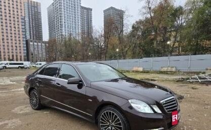 Mercedes-Benz E-Класс, 2011 год, 1 550 000 рублей, 11 фотография